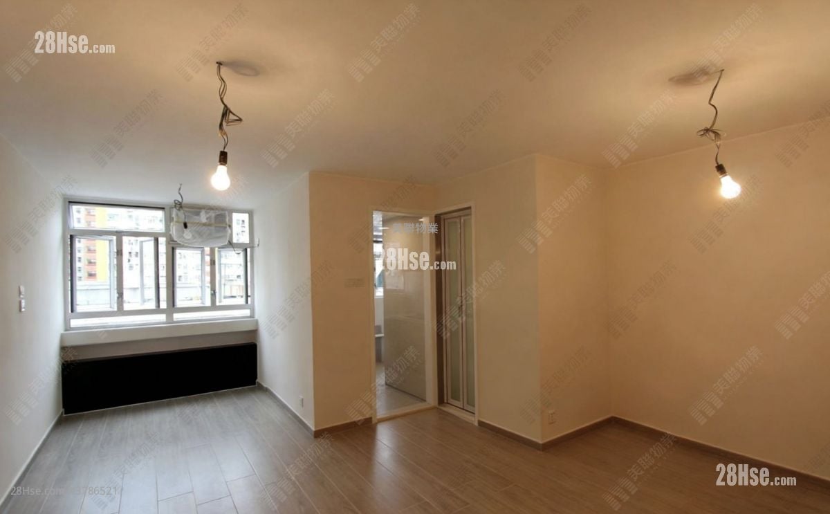 Cheung Fat Estate Sell 2 Bathrooms 355 ft²