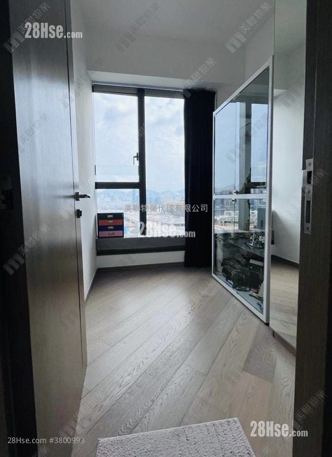 Vibe Centro Sell 3 Bedrooms 882 ft²