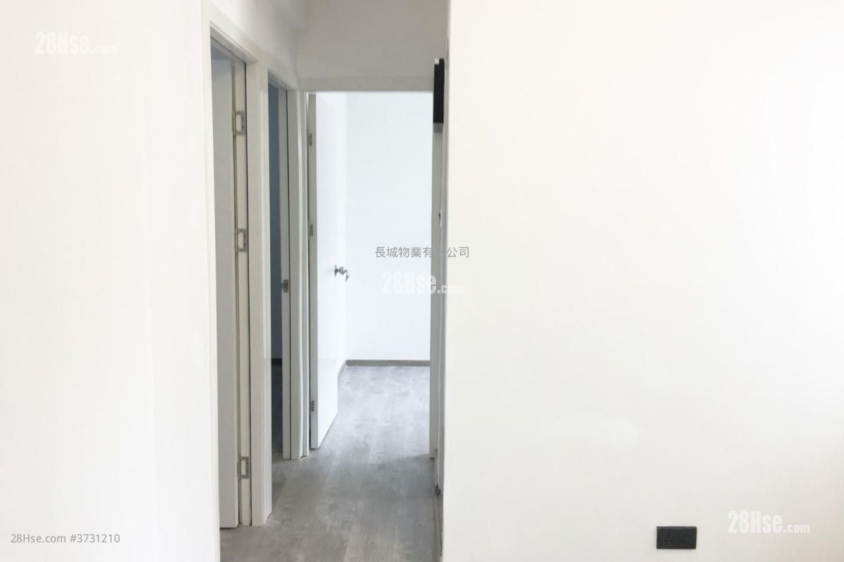 Dragon View House Sell 3 Bedrooms , 1 Bathroom 420 ft²