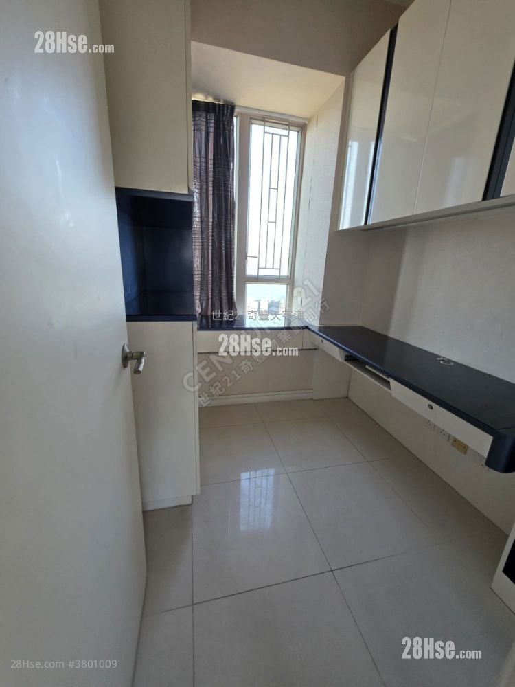 银湖天峰 售盘 4 房 , 2 浴室 1,001 平方尺