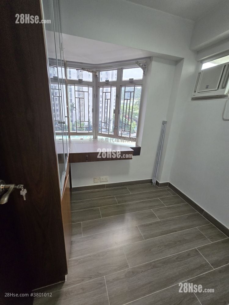 Grandeur Garden Rental 2 Bedrooms , 1 Bathroom 314 ft²