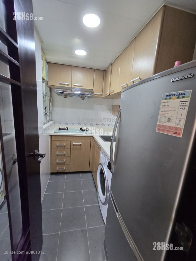 Grandeur Garden Rental 2 Bedrooms , 1 Bathroom 314 ft²