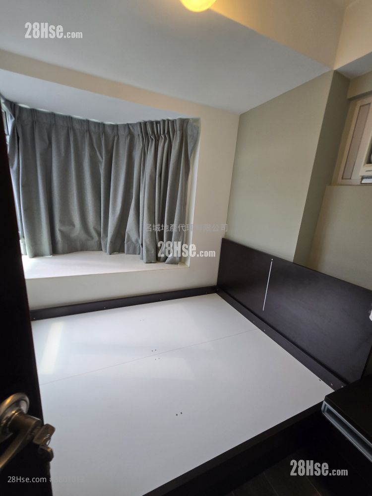 Grandeur Garden Rental 2 Bedrooms , 1 Bathroom 314 ft²