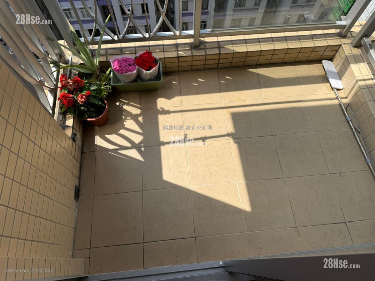 i-home 租盘 2 房 , 1 浴室 519 平方尺