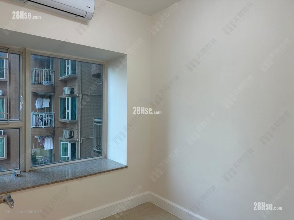 Central Park Towers Rental 2 Bedrooms , 1 Bathroom 502 ft²