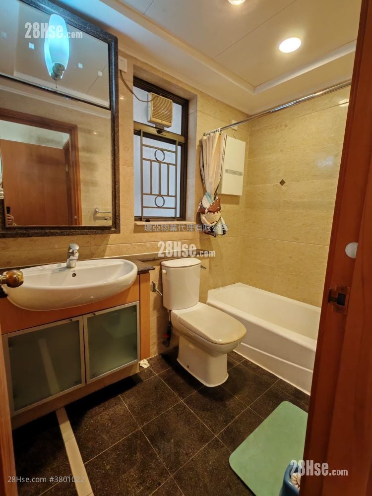 宝翠园 售盘 3 房 , 2 浴室 1,111 平方尺