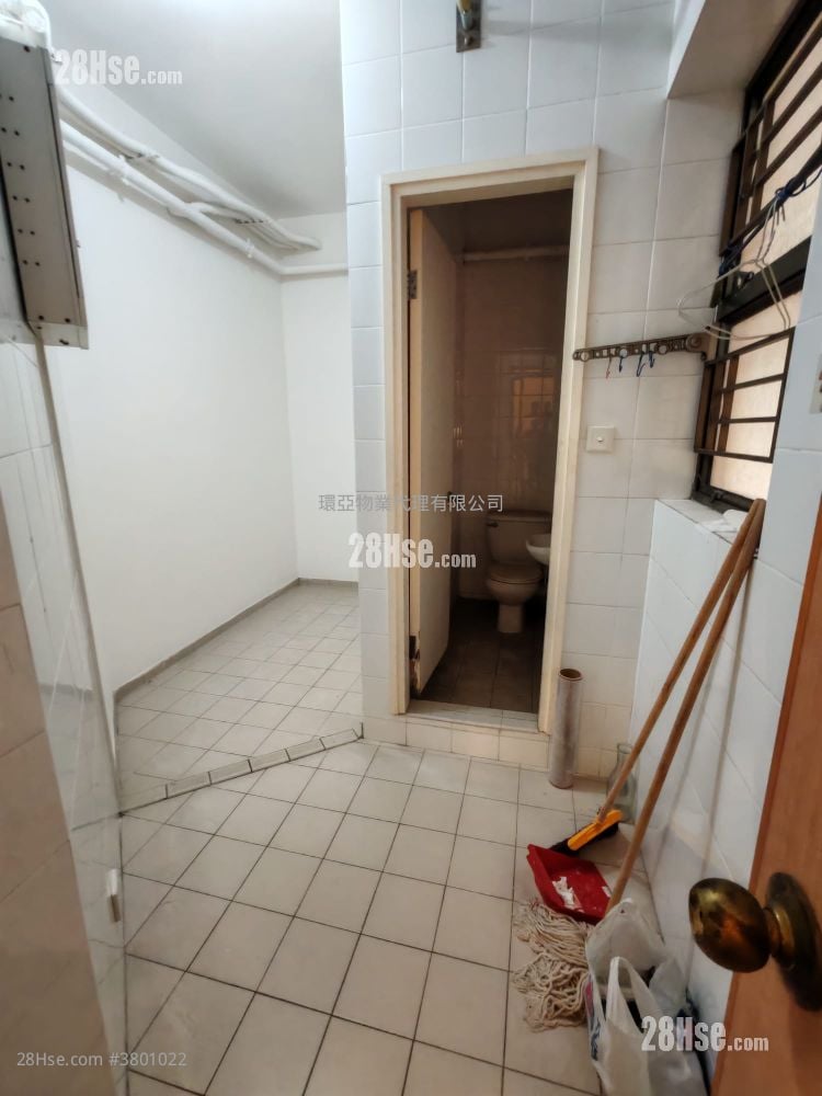 宝翠园 售盘 3 房 , 2 浴室 1,111 平方尺