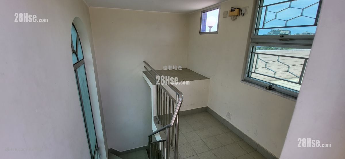 Village Rental 3 Bedrooms , 1 Bathroom