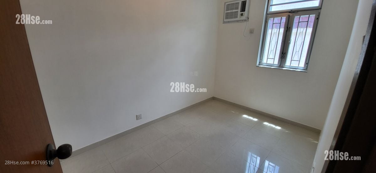 Village Rental 3 Bedrooms , 1 Bathroom