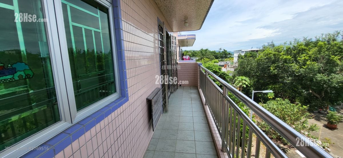 Village Rental 3 Bedrooms , 1 Bathroom