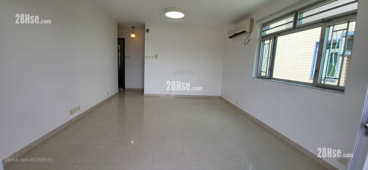 Village Rental 3 Bedrooms , 1 Bathroom