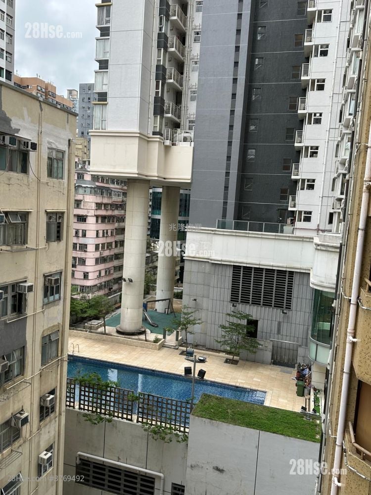 Kar Fu Building Sell 1 Bathroom 222 ft²