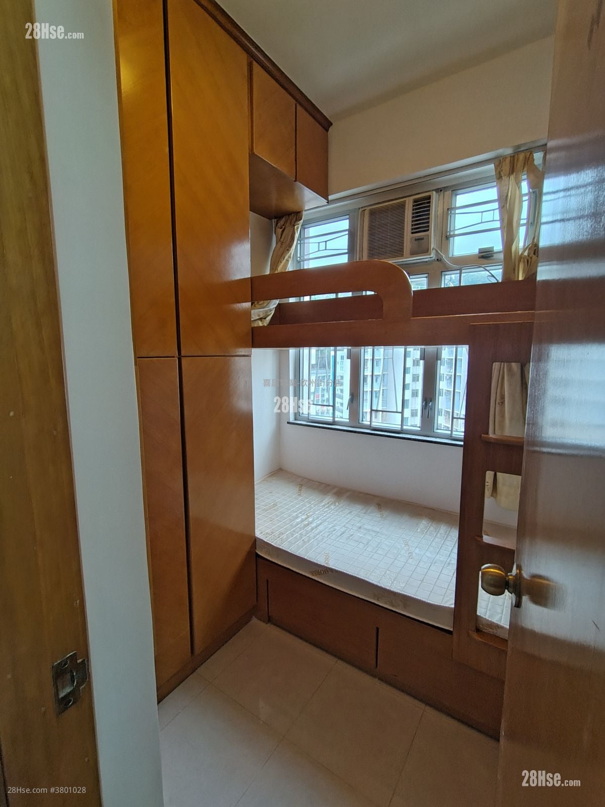 Po Tin Building Sell 2 Bedrooms , 1 Bathroom 318 ft²