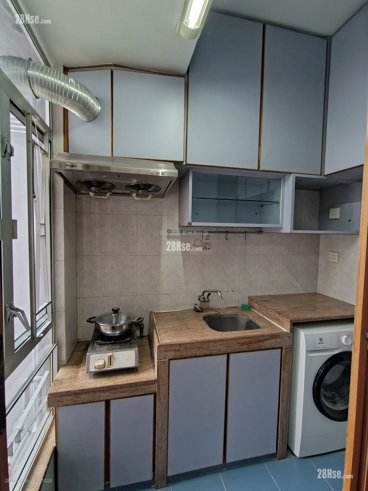 Po Tin Building Sell 2 Bedrooms , 1 Bathroom 318 ft²