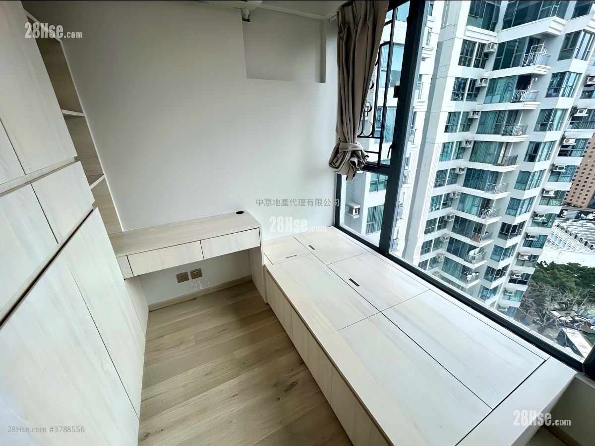 The Regalia Sell 3 Bedrooms , 2 Bathrooms 859 ft²