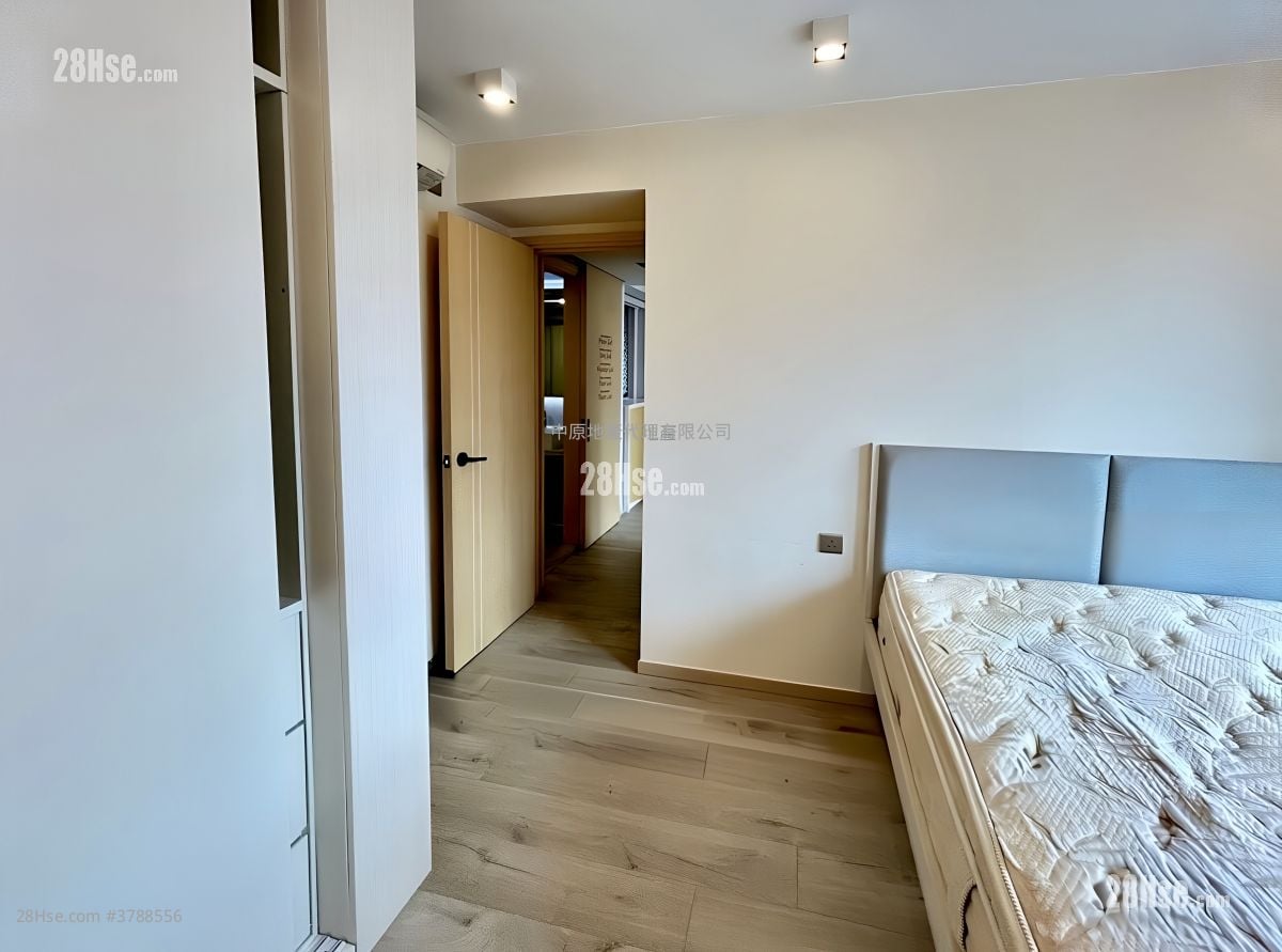 The Regalia Sell 3 Bedrooms , 2 Bathrooms 859 ft²