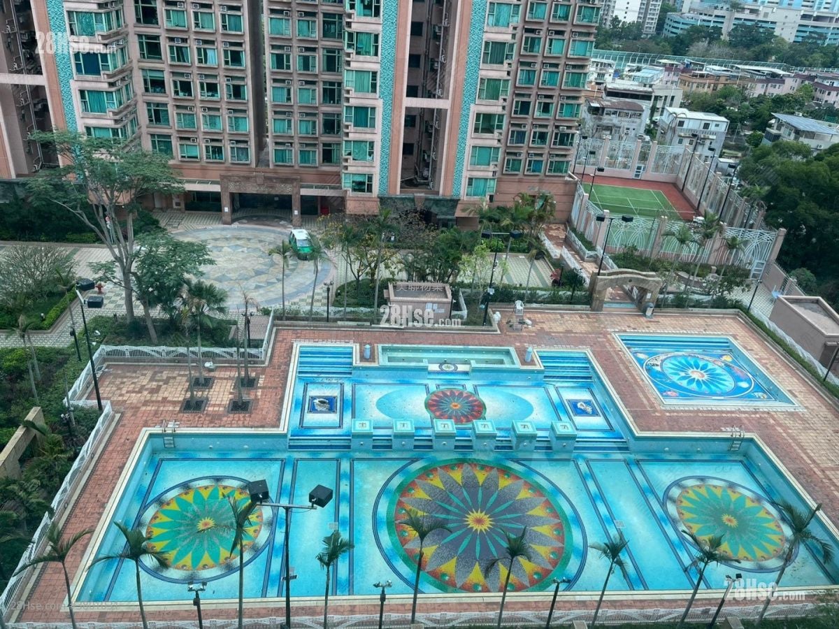 Botania Villa Sell 2 Bedrooms 482 ft²