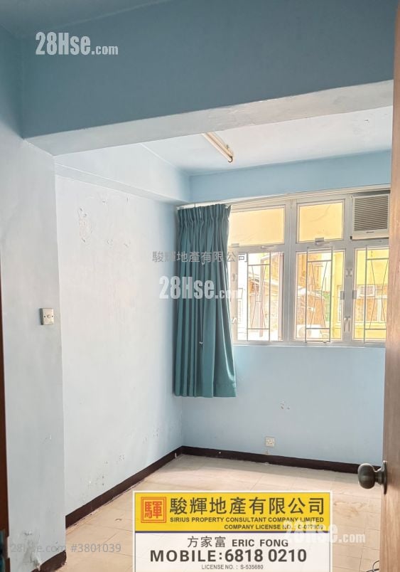 Kwong Fung Building Sell 3 Bedrooms , 1 Bathroom 407 ft²