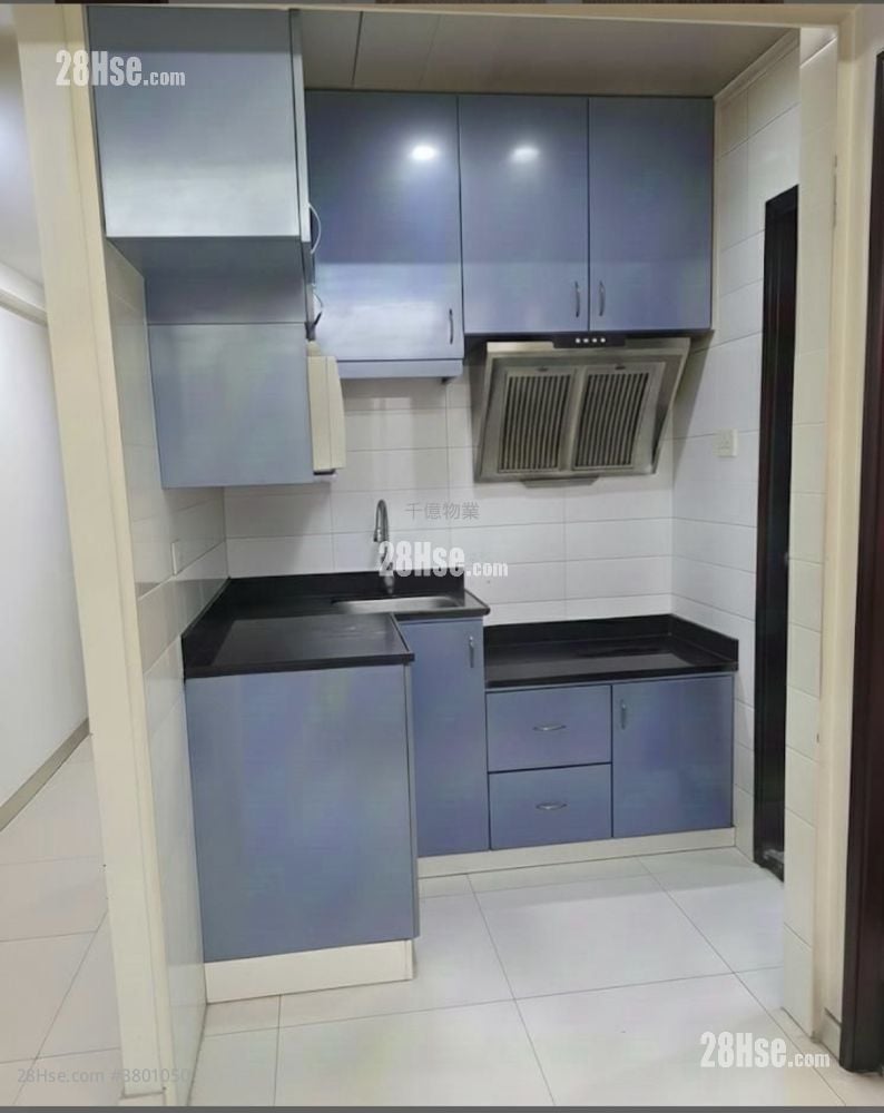 Ka Wui Building Sell 3 Bedrooms , 1 Bathroom 360 ft²