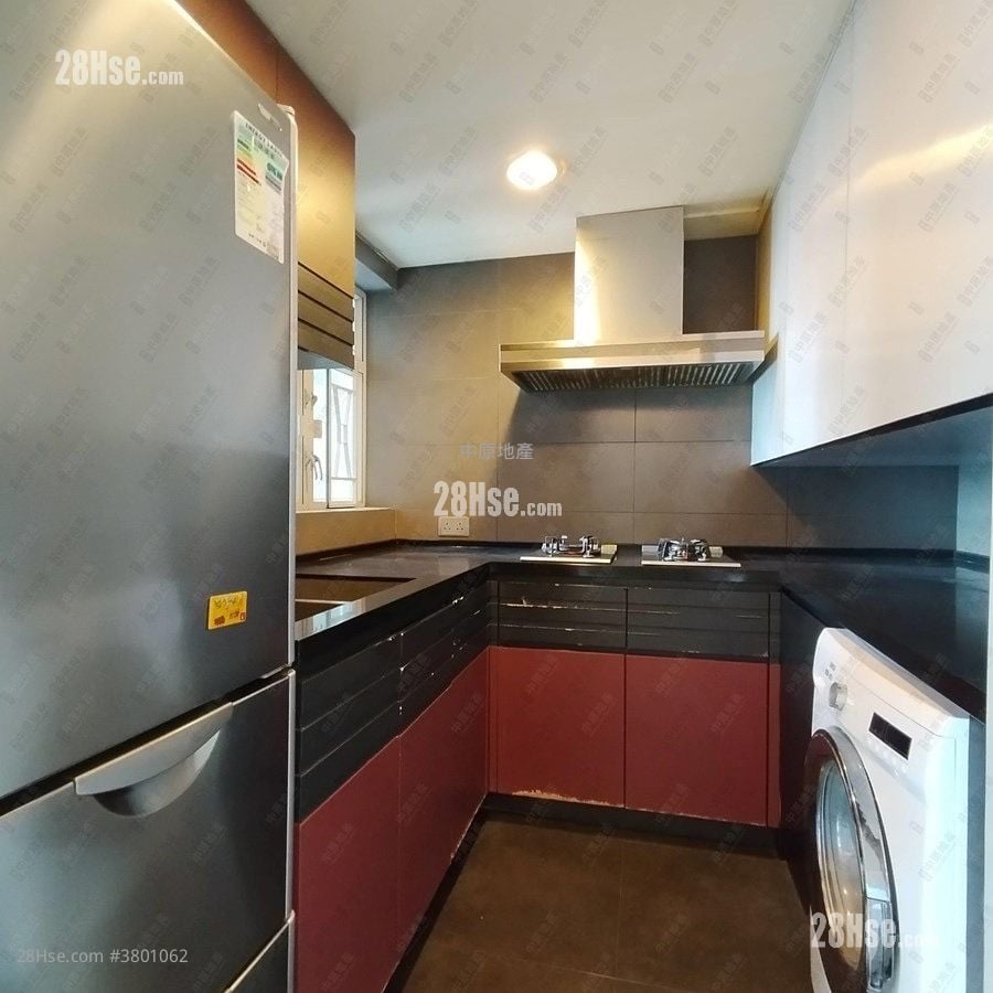 Island Place Sell 3 Bedrooms 788 ft²