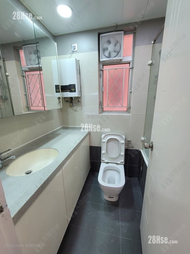 天颂苑 售盘 3 房 650 平方尺