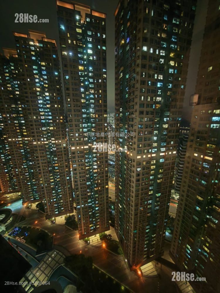 Park Central Sell 2 Bedrooms 384 ft²