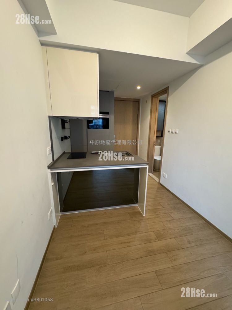 Lp6 Sell 1 Bedroom 305 ft²