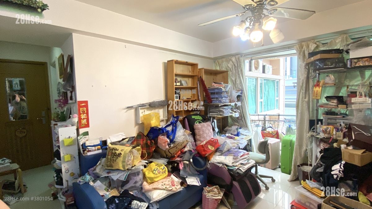 Central Park Towers Sell 3 Bedrooms , 2 Bathrooms 668 ft²