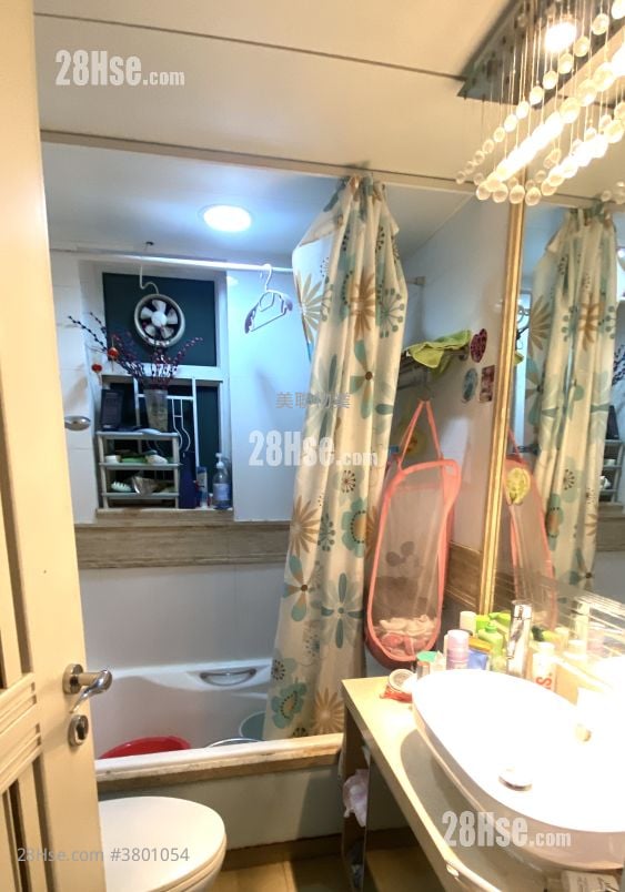 Central Park Towers Sell 3 Bedrooms , 2 Bathrooms 668 ft²