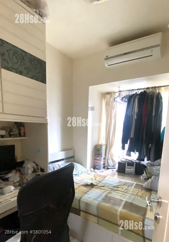 Central Park Towers Sell 3 Bedrooms , 2 Bathrooms 668 ft²