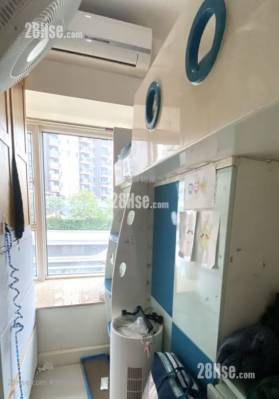 Central Park Towers Sell 3 Bedrooms , 2 Bathrooms 668 ft²