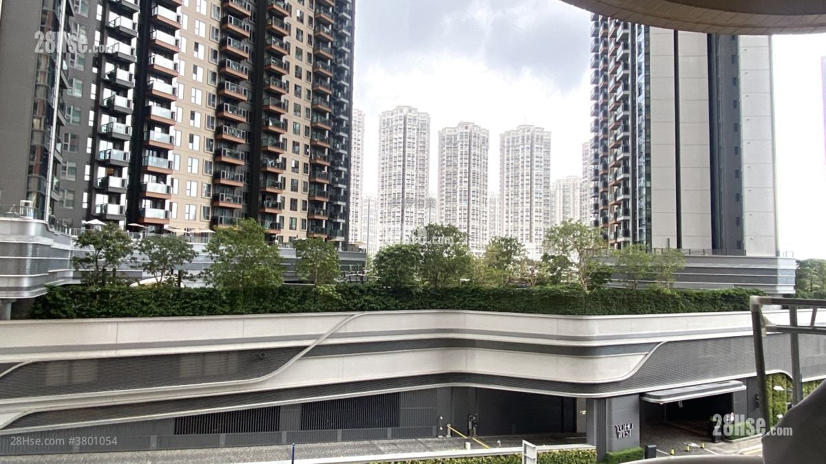 Central Park Towers Sell 3 Bedrooms , 2 Bathrooms 668 ft²