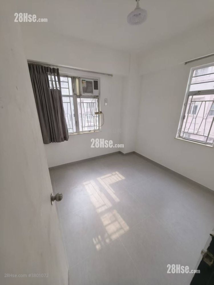 康龄大厦 租盘 2 房 , 1 浴室 3,903 平方尺