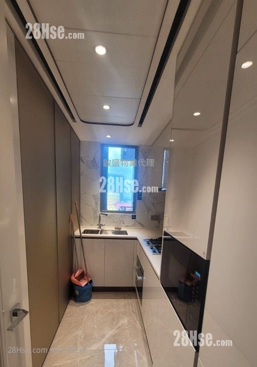 Monaco Rental 3 Bedrooms , 1 Bathroom 678 ft²