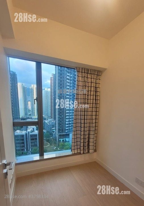 Monaco Rental 3 Bedrooms , 1 Bathroom 678 ft²