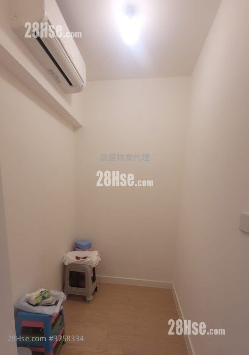 Monaco Rental 3 Bedrooms , 1 Bathroom 678 ft²