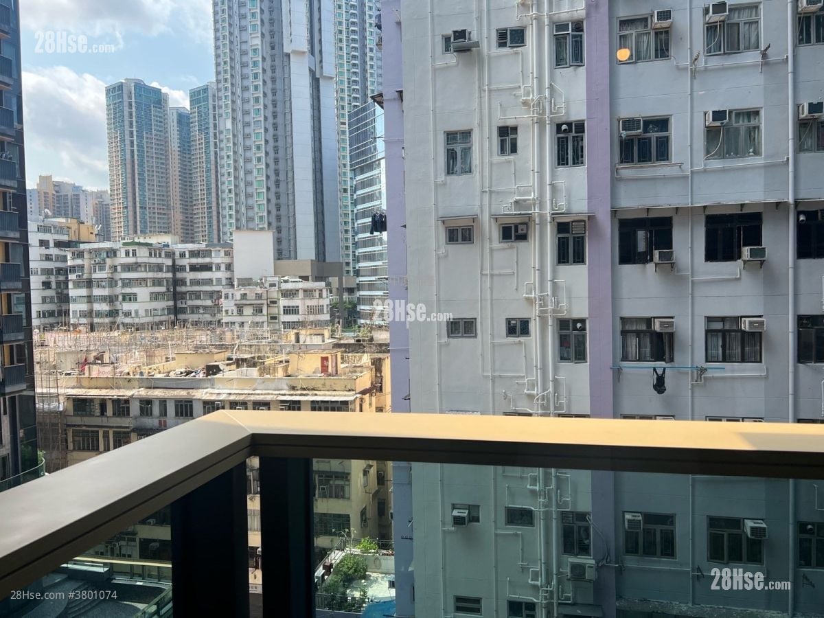 利奥坊曦岸 售盘 2 房 400 平方尺