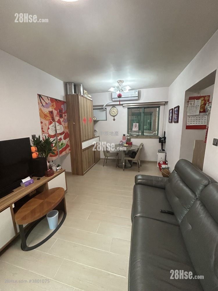 Parkside Villa Sell 2 Bedrooms , 1 Bathroom 590 ft²