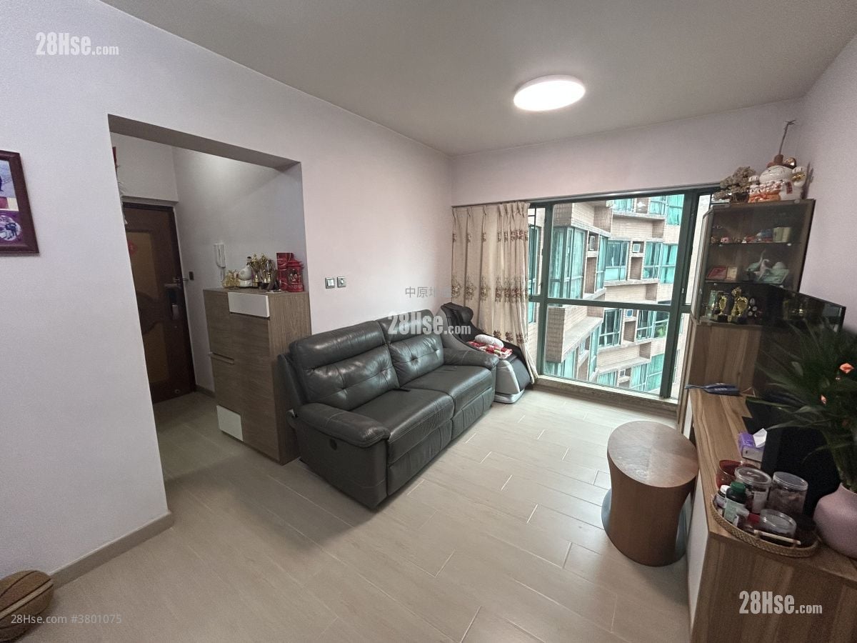 Parkside Villa Sell 2 Bedrooms , 1 Bathroom 590 ft²