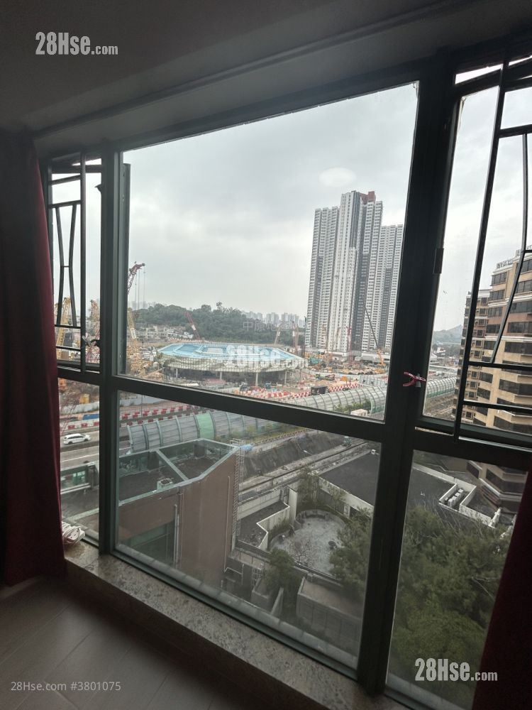 Parkside Villa Sell 2 Bedrooms , 1 Bathroom 590 ft²