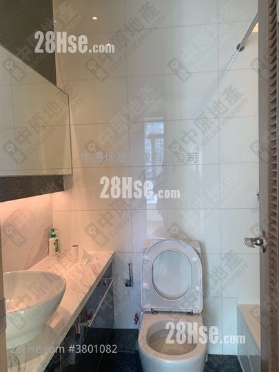 Yoho Midtown Rental 2 Bedrooms , 1 Bathroom 475 ft²