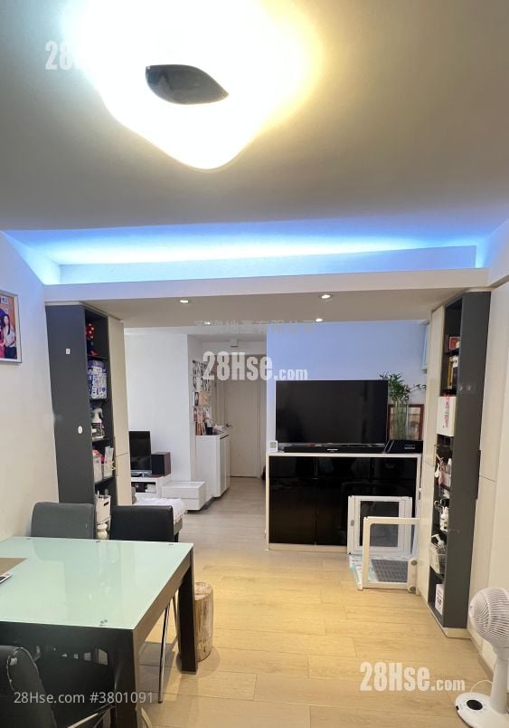 Bedford Gardens Sell 3 Bedrooms , 1 Bathroom 543 ft²