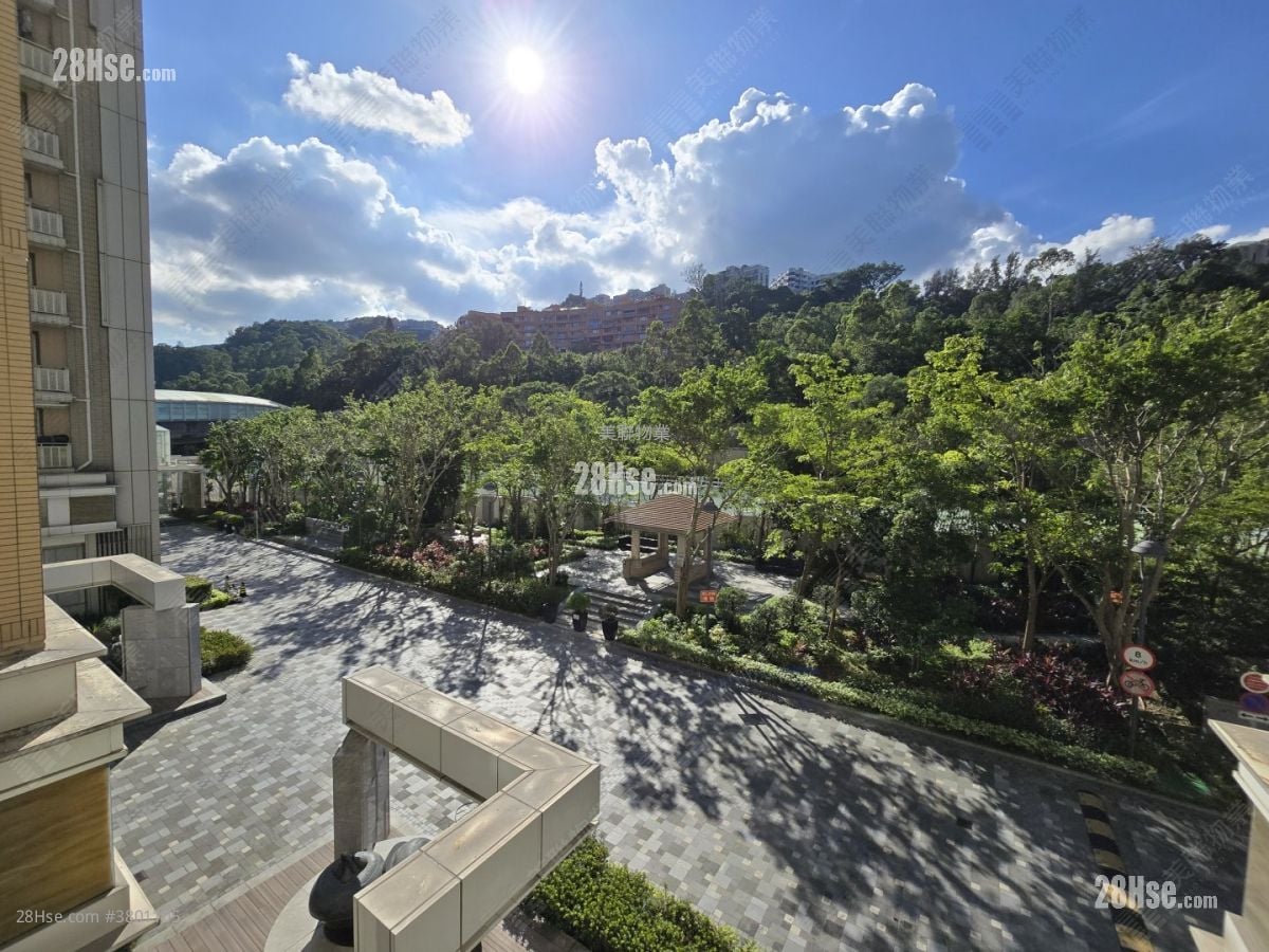 名城 售盘 4 房 , 2 浴室 958 平方尺