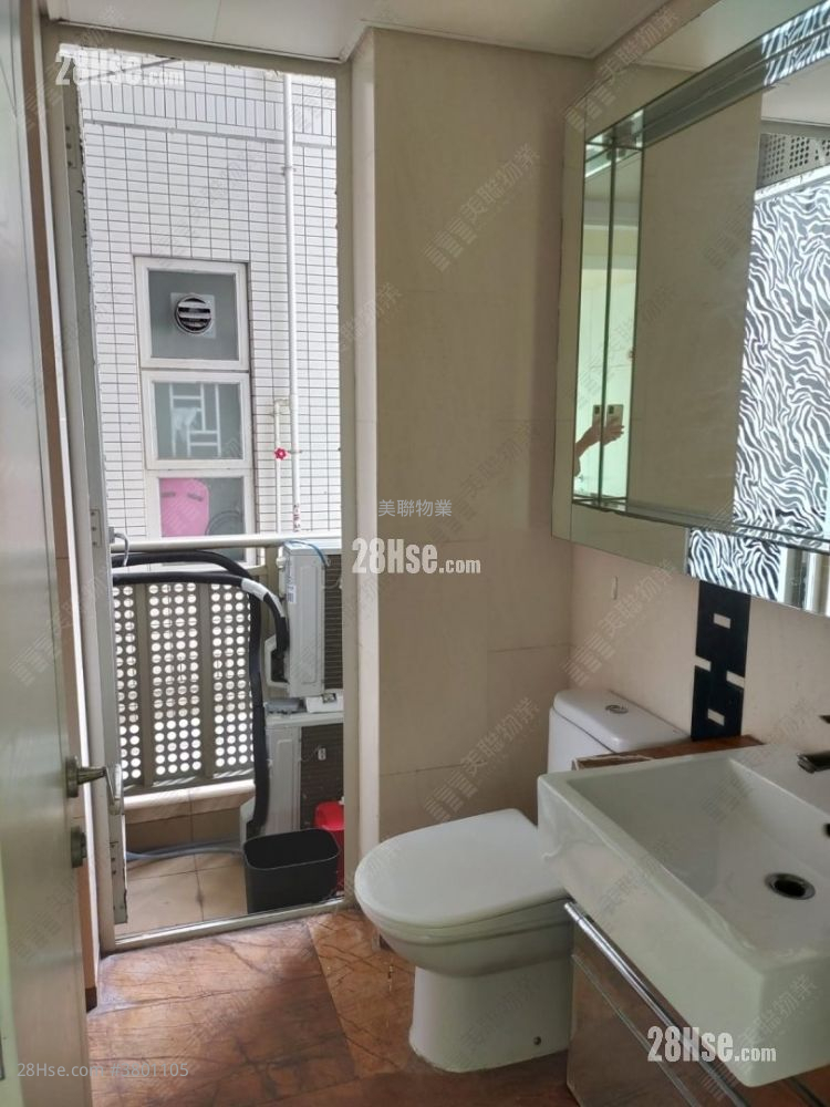 名城 售盘 4 房 , 2 浴室 958 平方尺