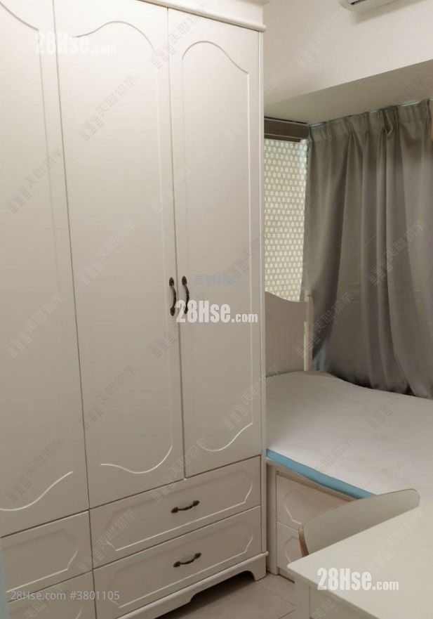 名城 售盘 4 房 , 2 浴室 958 平方尺