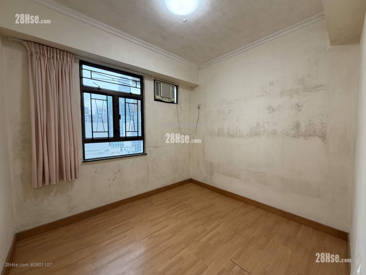 嘉景台 售盘 3 房 , 2 浴室 670 平方尺