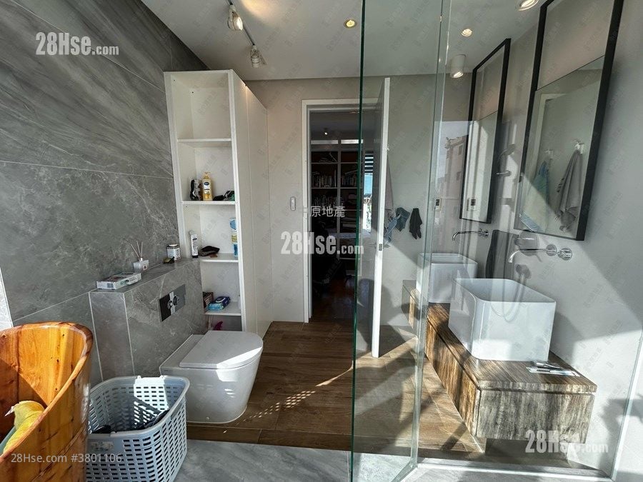 Forfar Sell 4 Bedrooms , 2 Bathrooms 1,755 ft²