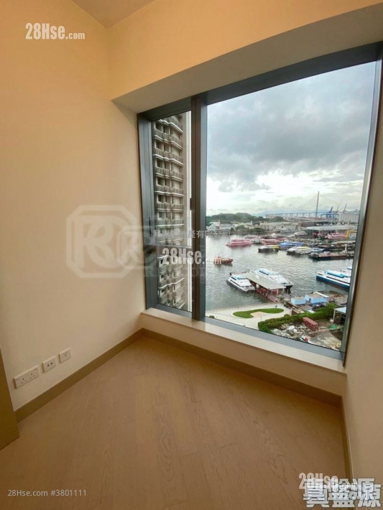 维港滙 售盘 2 房 448 平方尺