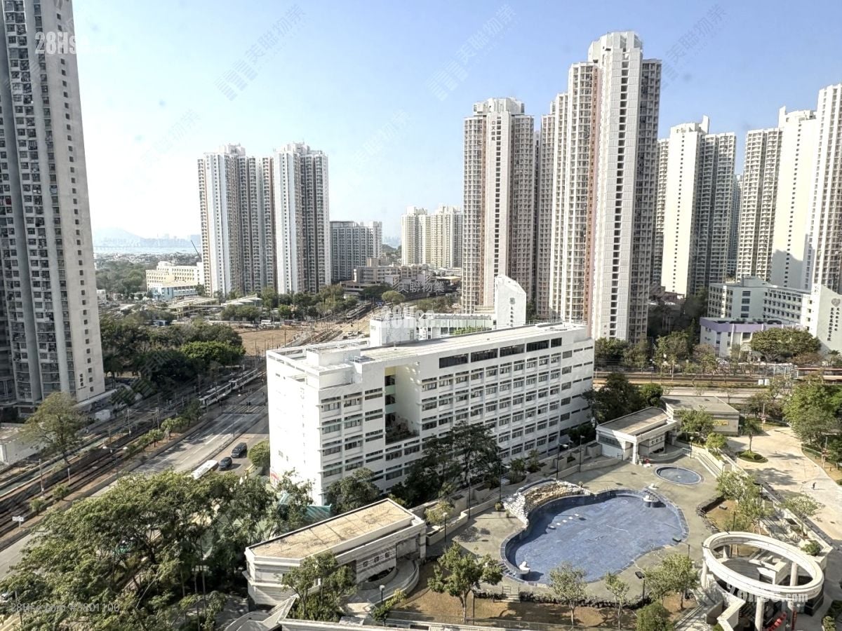 Kingswood Villas Sell 2 Bedrooms , 1 Bathroom 449 ft²