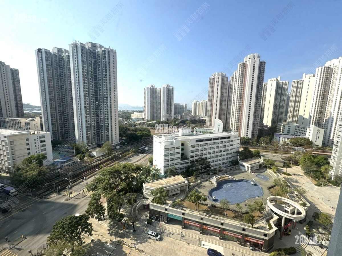 Kingswood Villas Sell 2 Bedrooms , 1 Bathroom 449 ft²